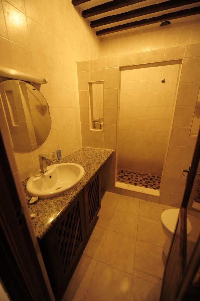 Waikiki Resort Pwani Mchangani Esterno foto